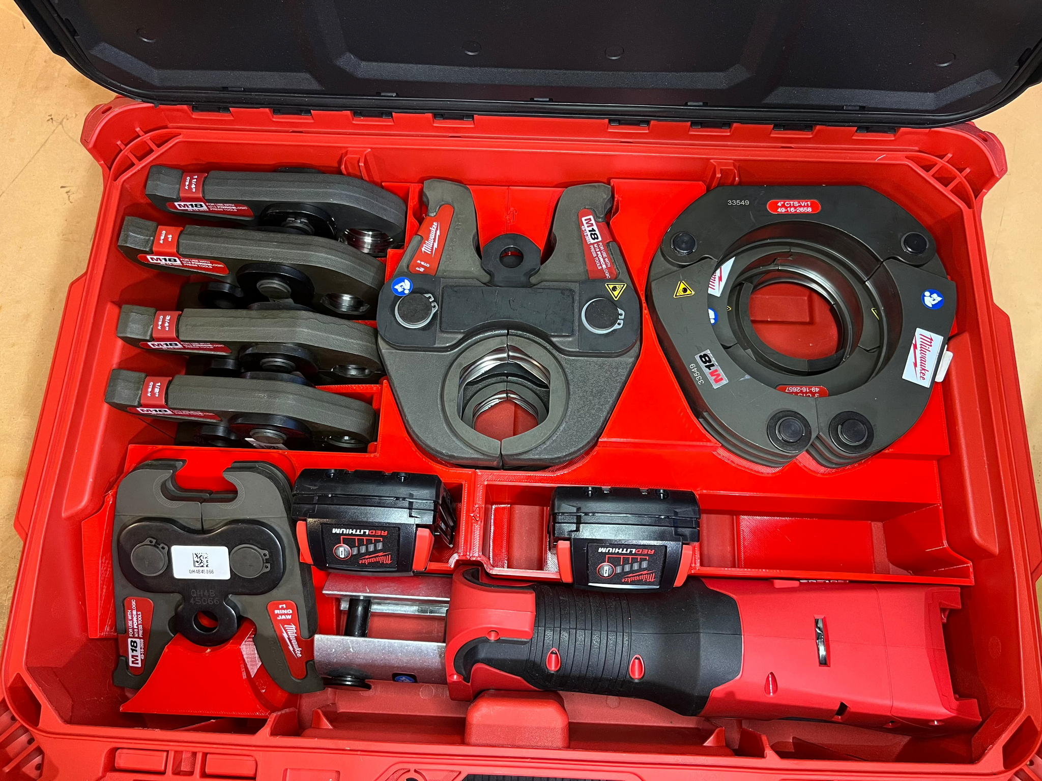PRO TOOLSです！ Packout Small Toolbox Insert for M18 ProPress with Jaws (MPP18 TB